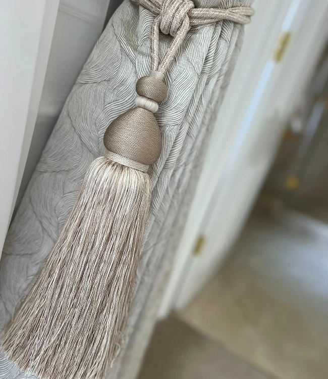 K2 Kensington Curtain Maker